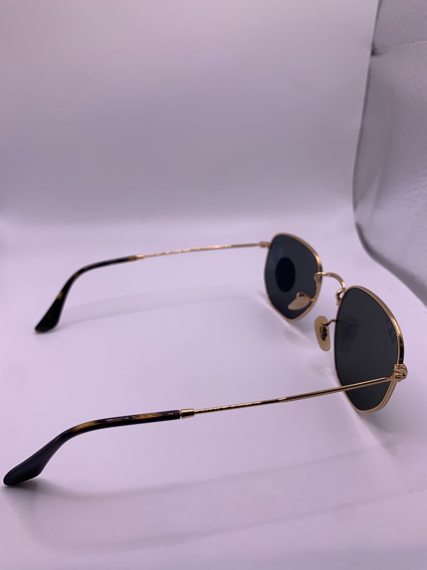 HEXAGONAL FLAT LENSES